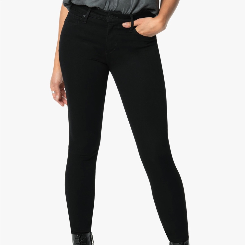 Joe’s Jeans The Icon Mid-rise Skinny Ankle Size 24